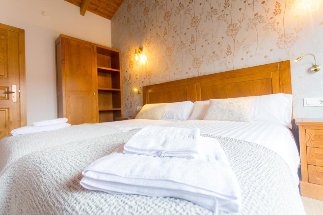 Casa Da Ponte De Penas Otel Melide Dış mekan fotoğraf